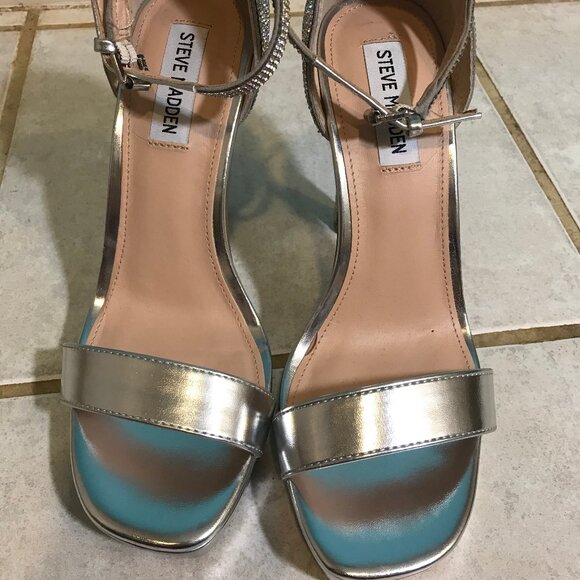 NEW Steve Madden Kisha Platform Sandal Silver Rhinestone Sparkly Bling * Size 9 - Picture 7 of 10